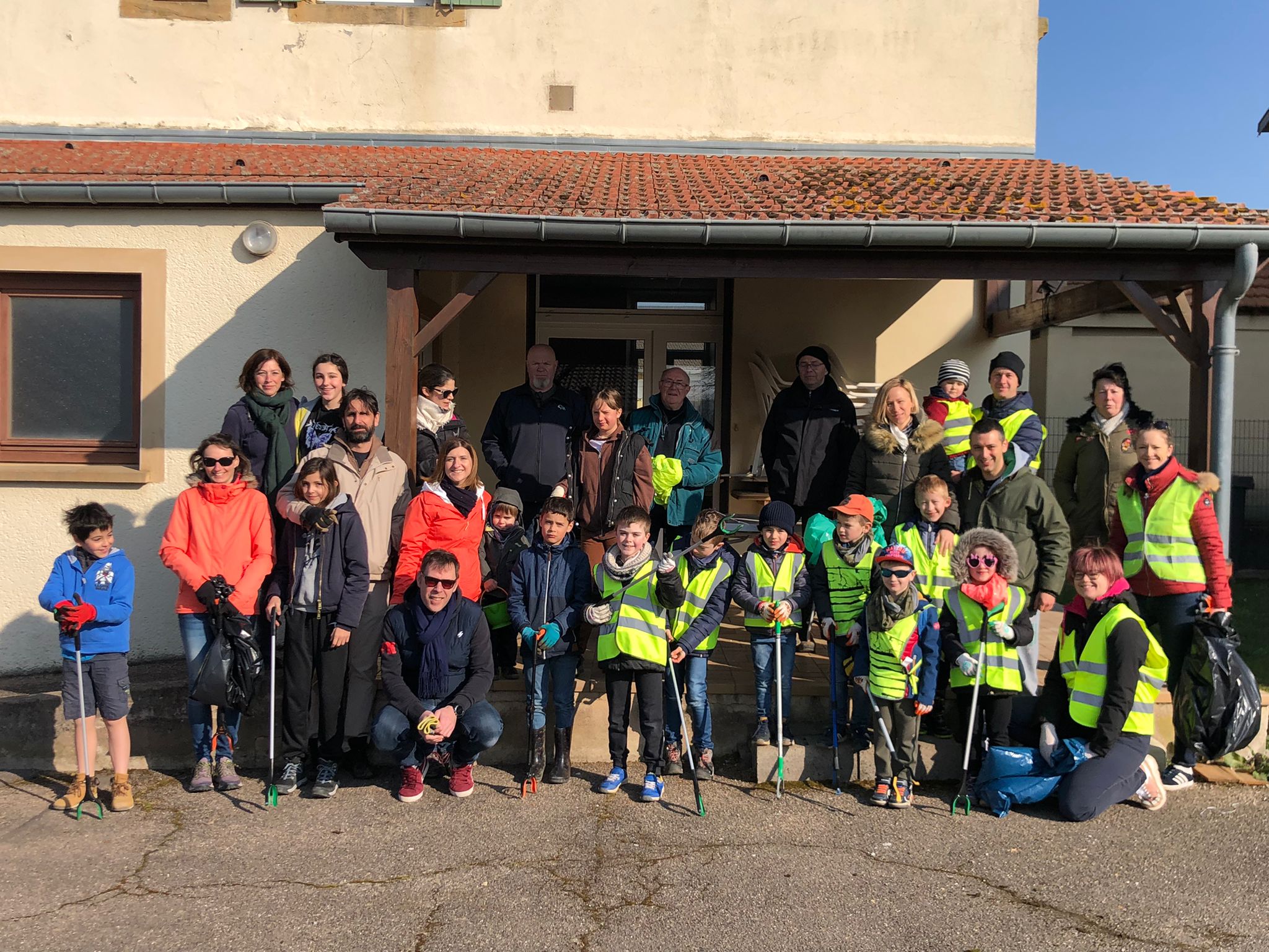 Lire la suite à propos de l’article Les habitants d’Antilly mobilisés pour nettoyer le village !